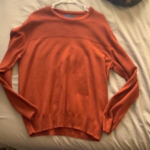 Light temperature regulated sweater.